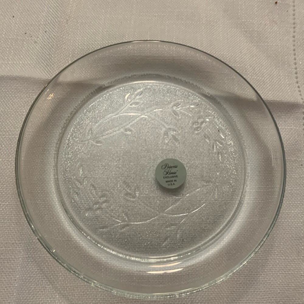 Princess House Heritage pattern round butter dish